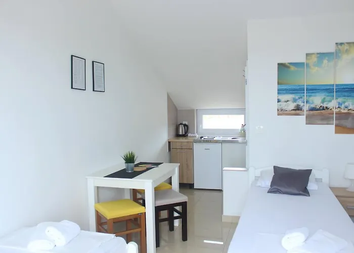 Studio Apartmani Alex